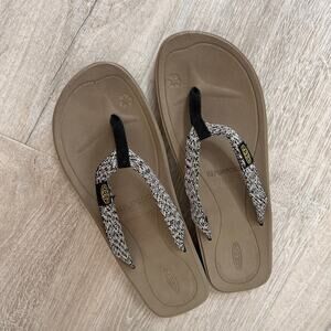 Keen Shoes Womens Size 9 Harvest Lightweight Flip Flop Sandals Outdoor